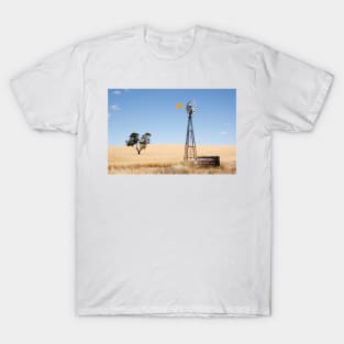 Wind driven water pump South Australia T-Shirt